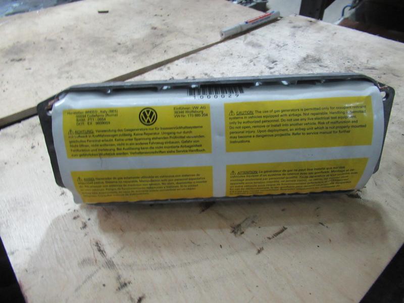 Подушка безопасности (Airbag)