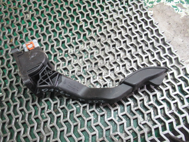 Педаль газа