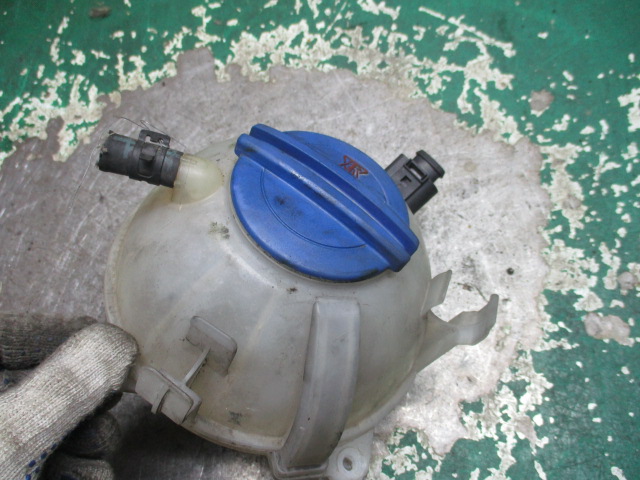 Бачок расширительный
