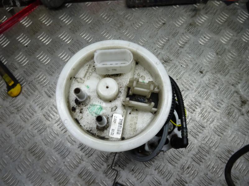 Насос топливный электрический