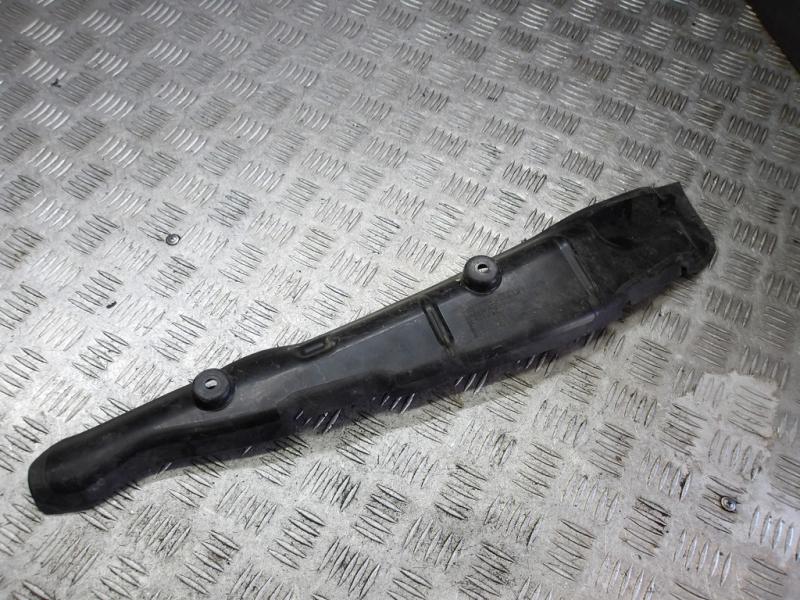 Пыльник крыла переднего левого