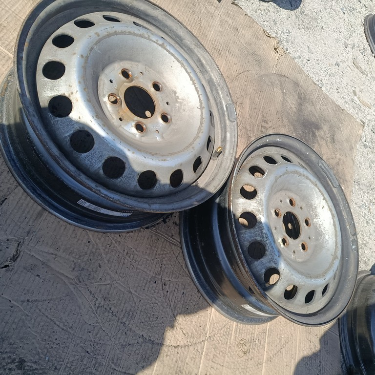 Диск колёсный металл R16