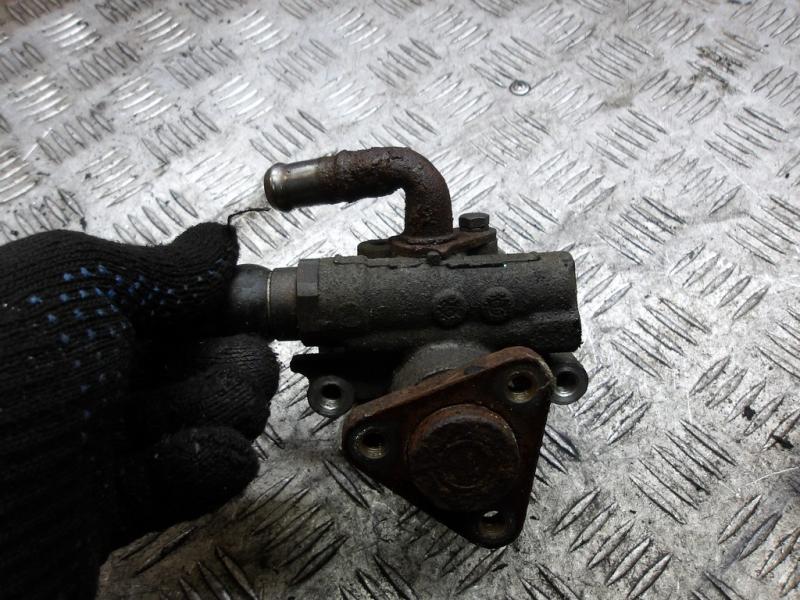 Насос гидроусилителя руля (ГУР)